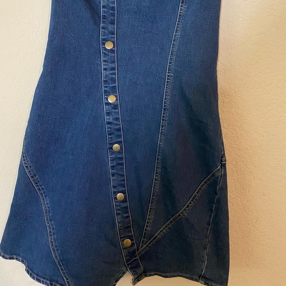 Urban Outfitters Denim Dress - Picture 4 of 4